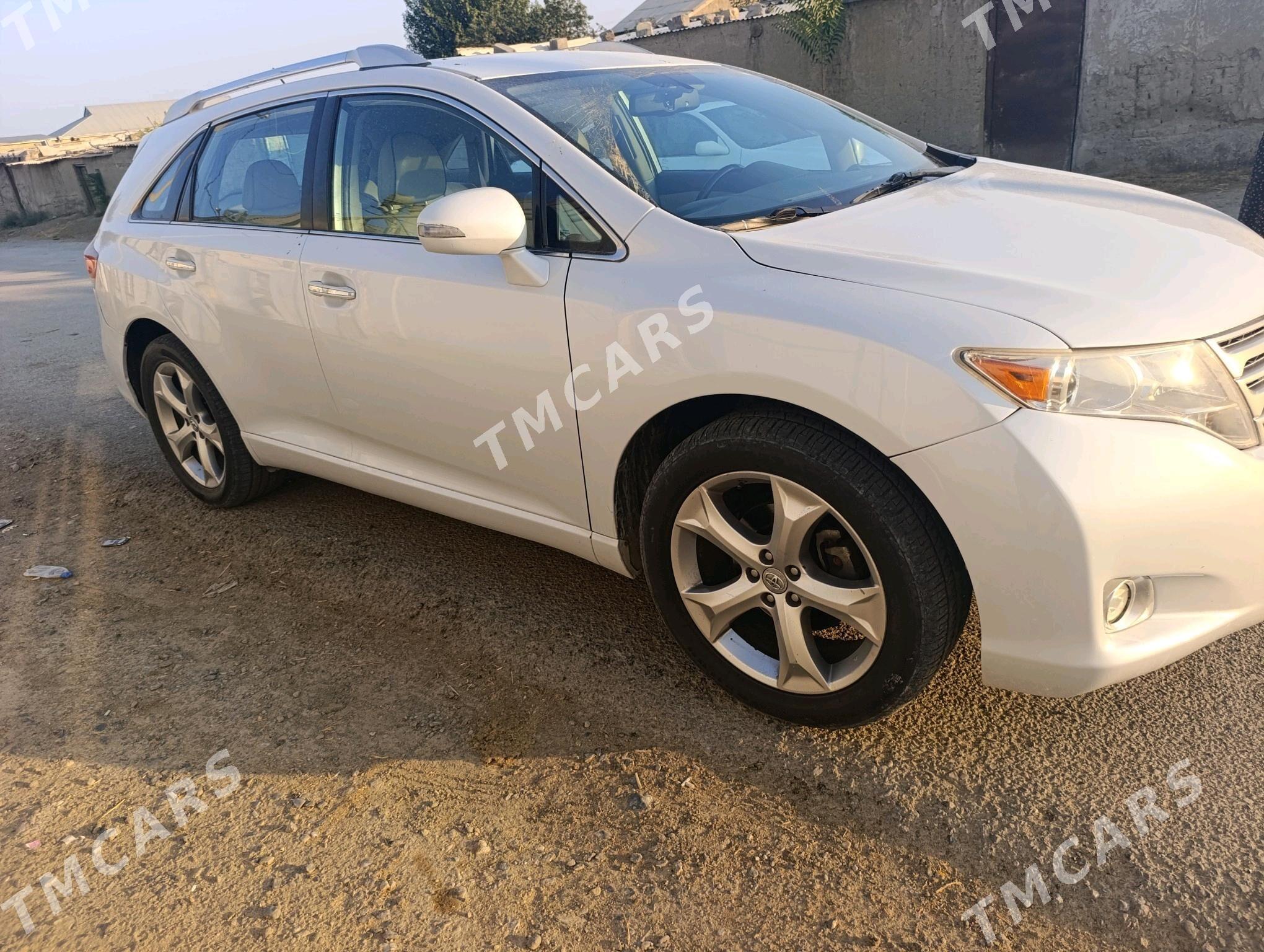 Toyota Venza 2009 - 200 000 TMT - Бахарден - img 2