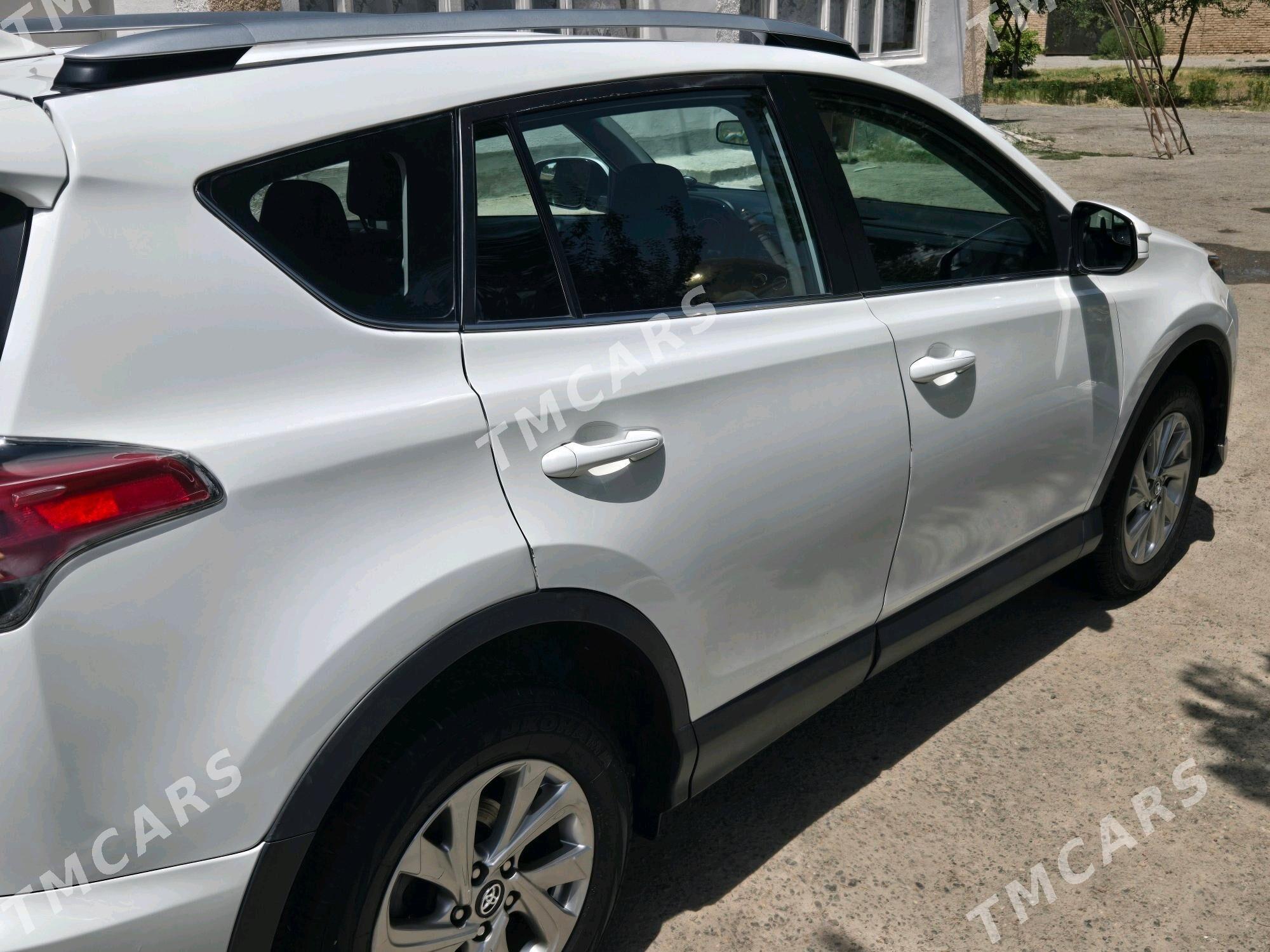 Toyota RAV4 2017 - 300 000 TMT - Туркменабат - img 2
