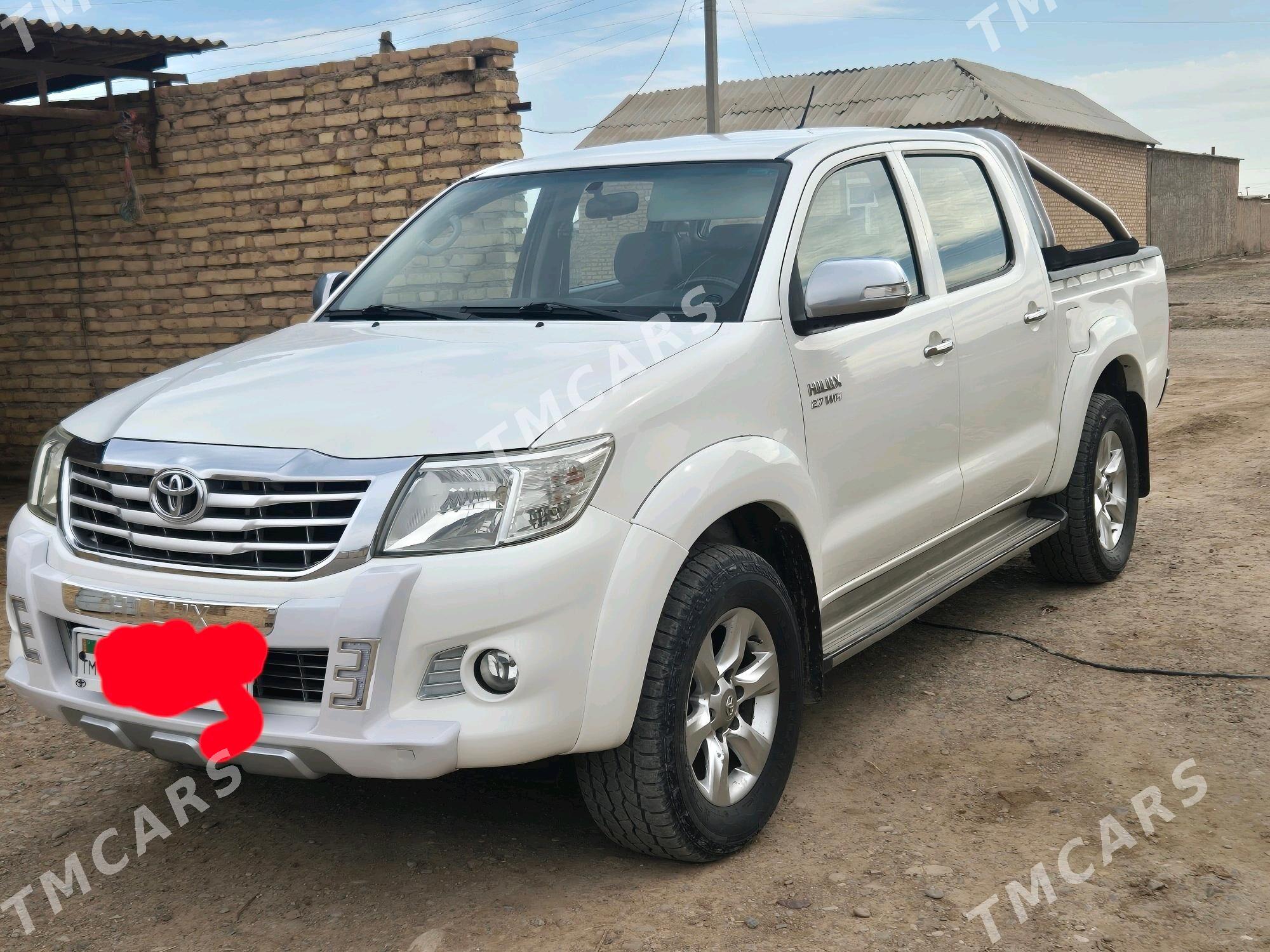Toyota Hilux 2011 - 432 000 TMT - Sarahs - img 6