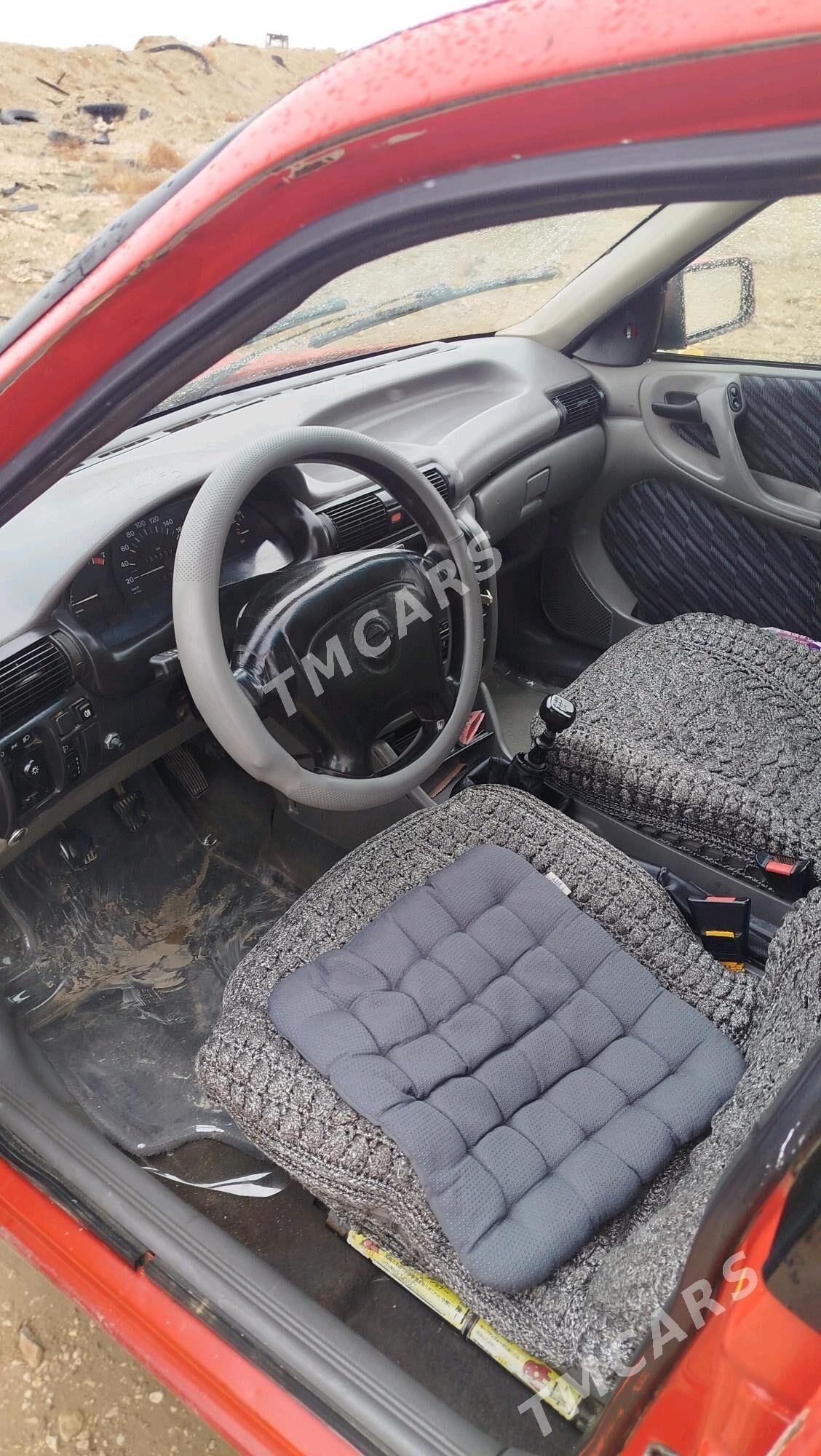 Opel Astra 1994 - 33 000 TMT - Bereket - img 4