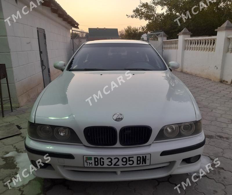 BMW E39 2001 - 127 000 TMT - Balkanabat - img 4