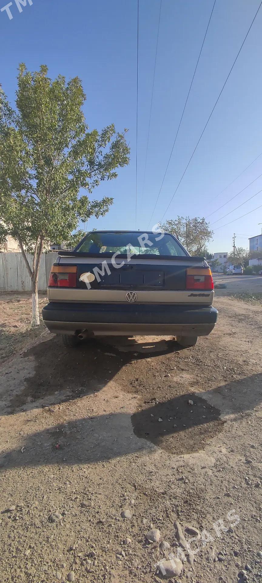 Volkswagen Jetta 1995 - 14 000 TMT - Дашогуз - img 4
