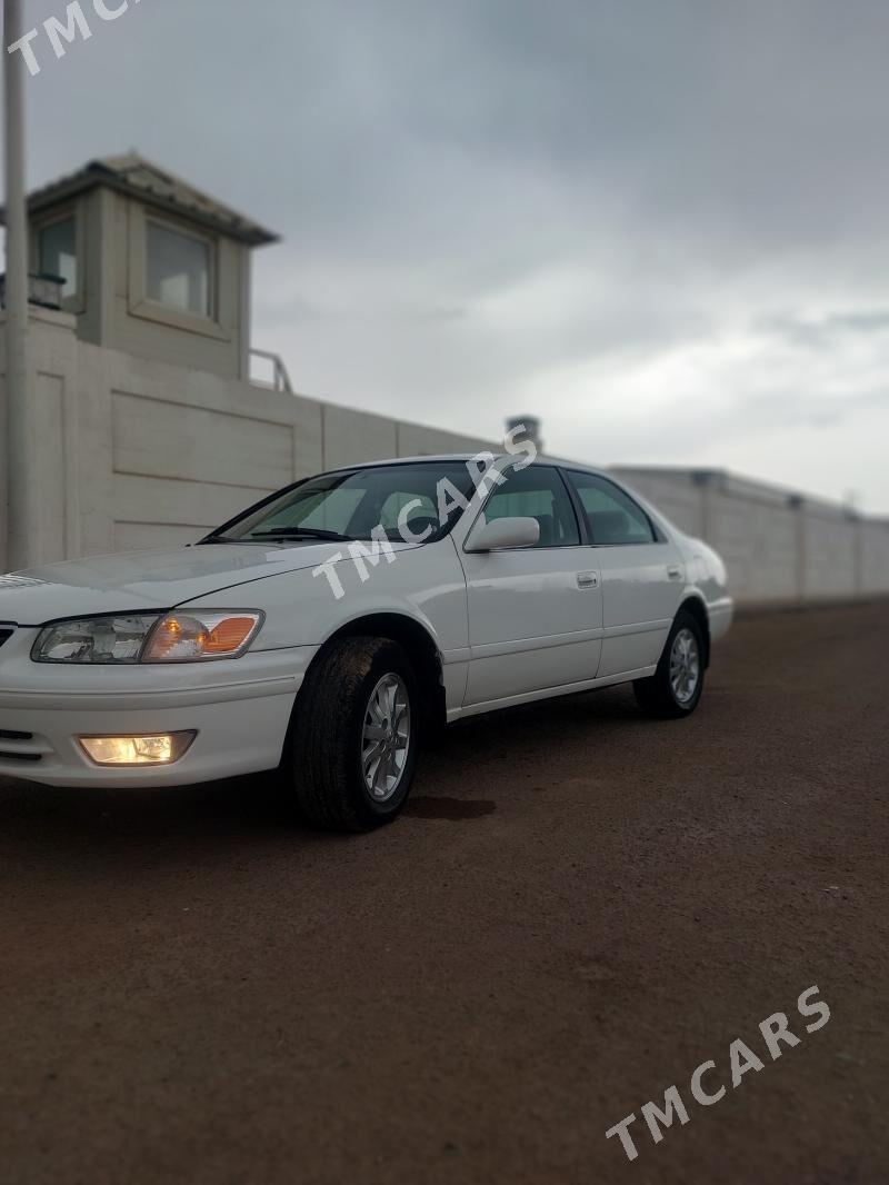 Toyota Camry 2000 - 150 000 TMT - Кёнеургенч - img 3