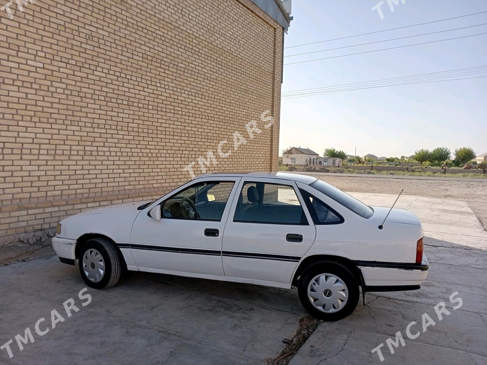 Opel Vectra 1992 - 22 000 TMT - Mary - img 2