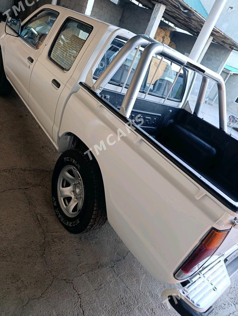 Nissan Navara 2007 - 135 000 TMT - Çoganly - img 2