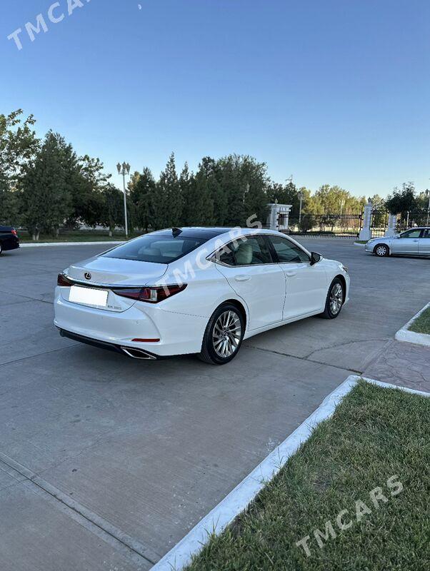Lexus ES 350 2021 - 800 000 TMT - Мары - img 5