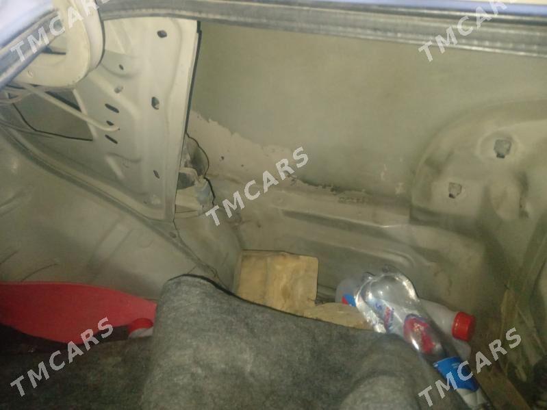 Toyota Avalon 1995 - 95 000 TMT - Ак-Бугдайский этрап - img 4