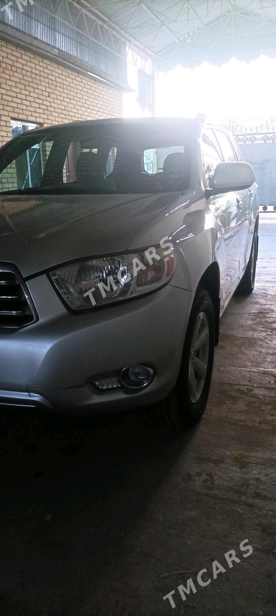 Toyota Highlander 2009 - 300 000 TMT - Мары - img 4