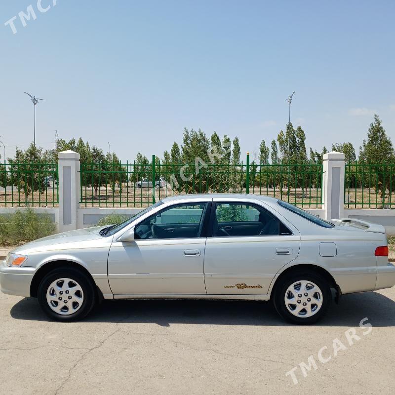 Toyota Camry 2001 - 155 000 TMT - Daşoguz - img 4