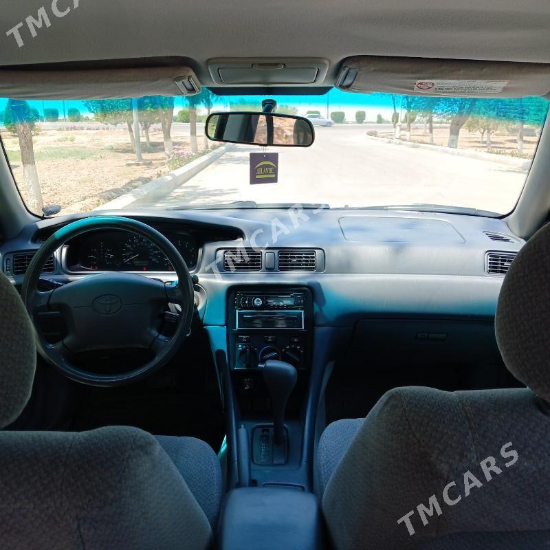 Toyota Camry 2001 - 155 000 TMT - Daşoguz - img 8