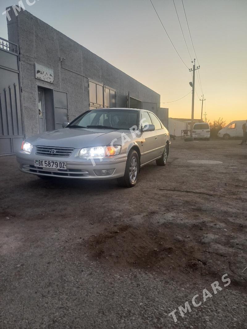Toyota Camry 2000 - 140 000 TMT - Дашогуз - img 2
