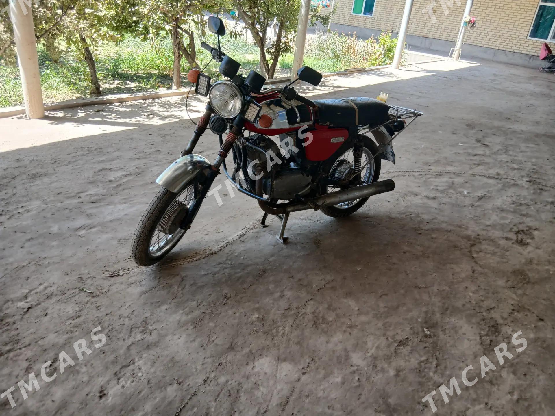 Jawa 300 2010 - 10 000 TMT - Саят - img 2