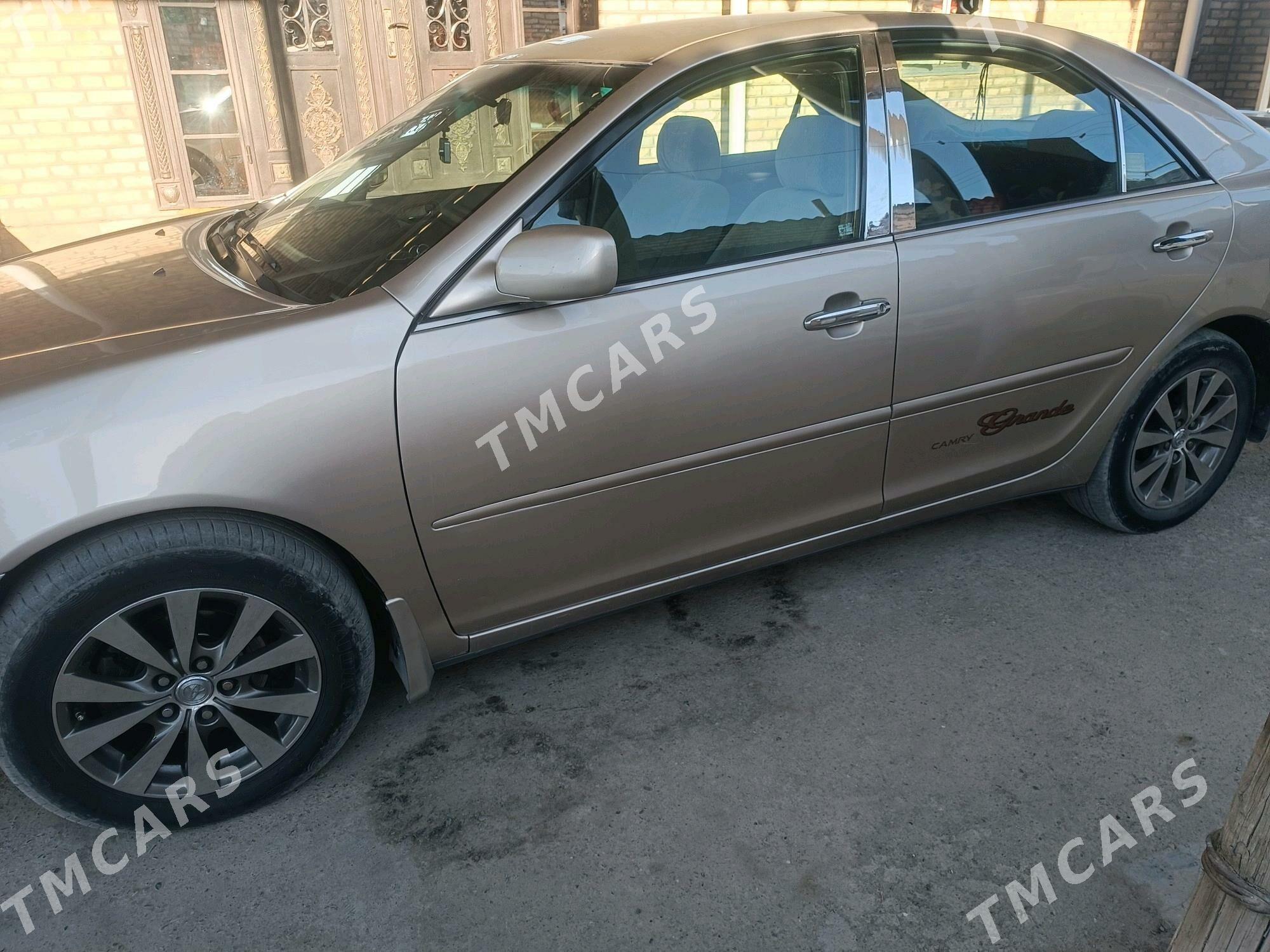 Toyota Camry 2002 - 180 000 TMT - Векильбазар - img 2