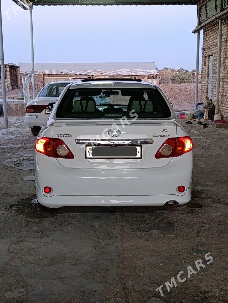 Toyota Corolla 2008 - 136 000 TMT - Теджен - img 1