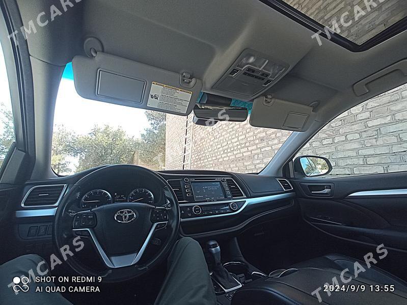 Toyota Highlander 2019 - 460 000 TMT - Мары - img 5