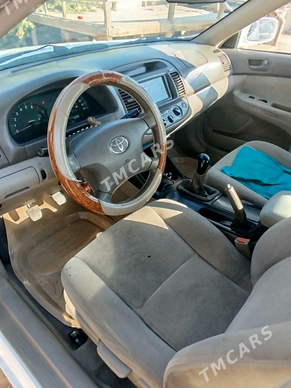 Toyota Camry 2003 - 145 000 TMT - Теджен - img 5