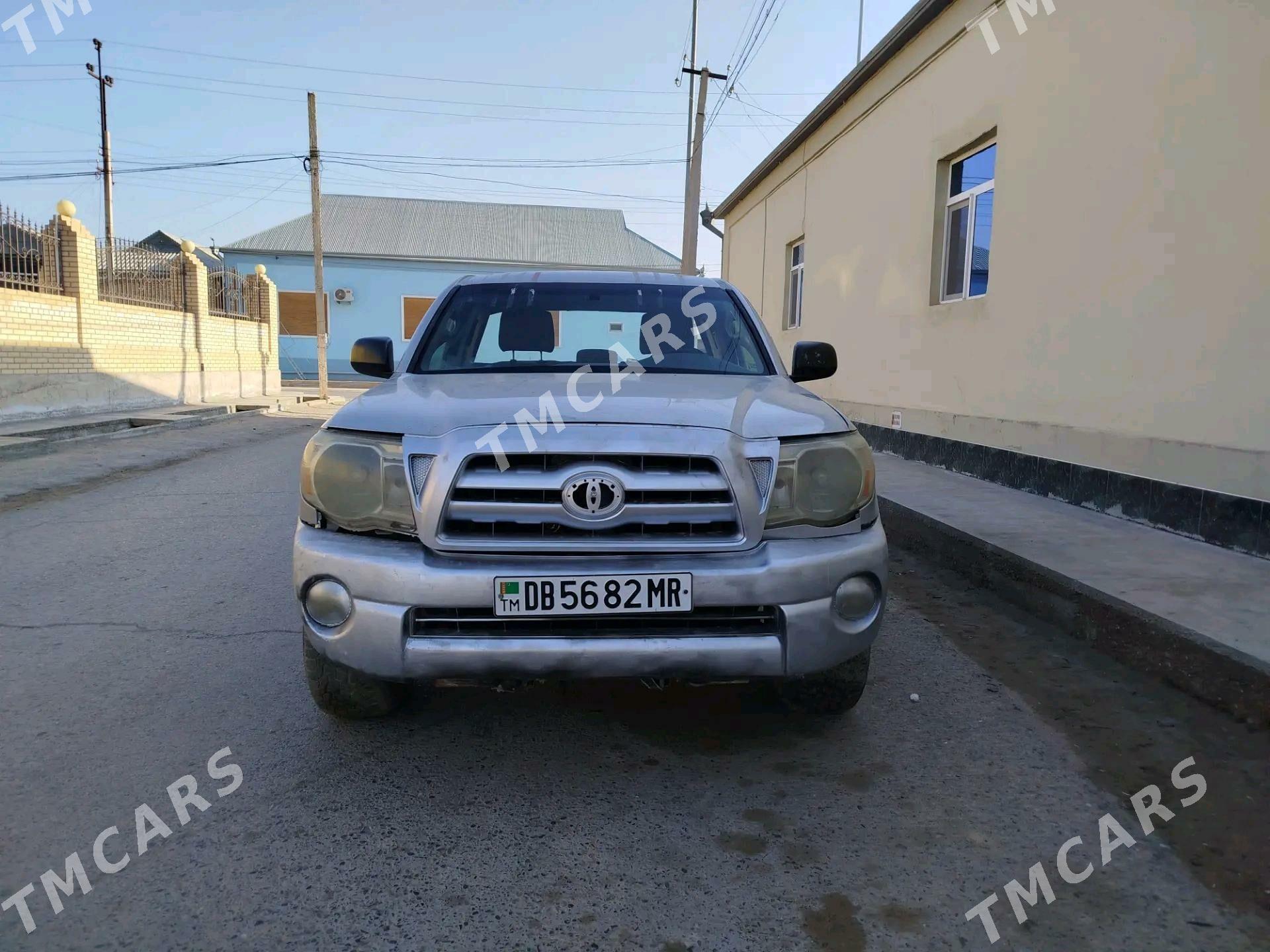 Toyota Tacoma 2010 - 100 000 TMT - Mary - img 4