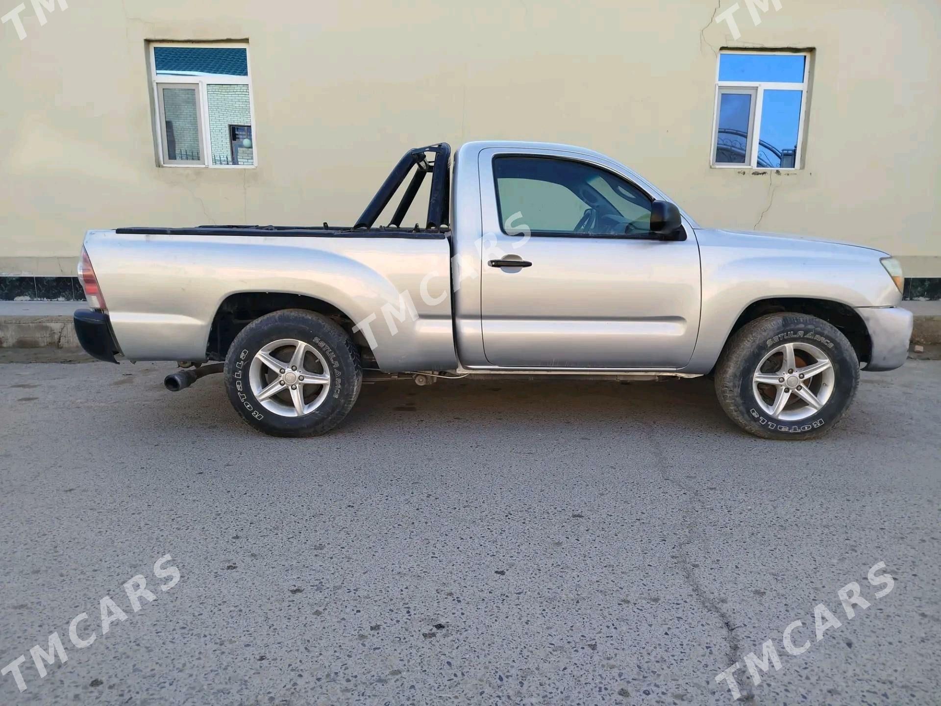 Toyota Tacoma 2010 - 100 000 TMT - Mary - img 3