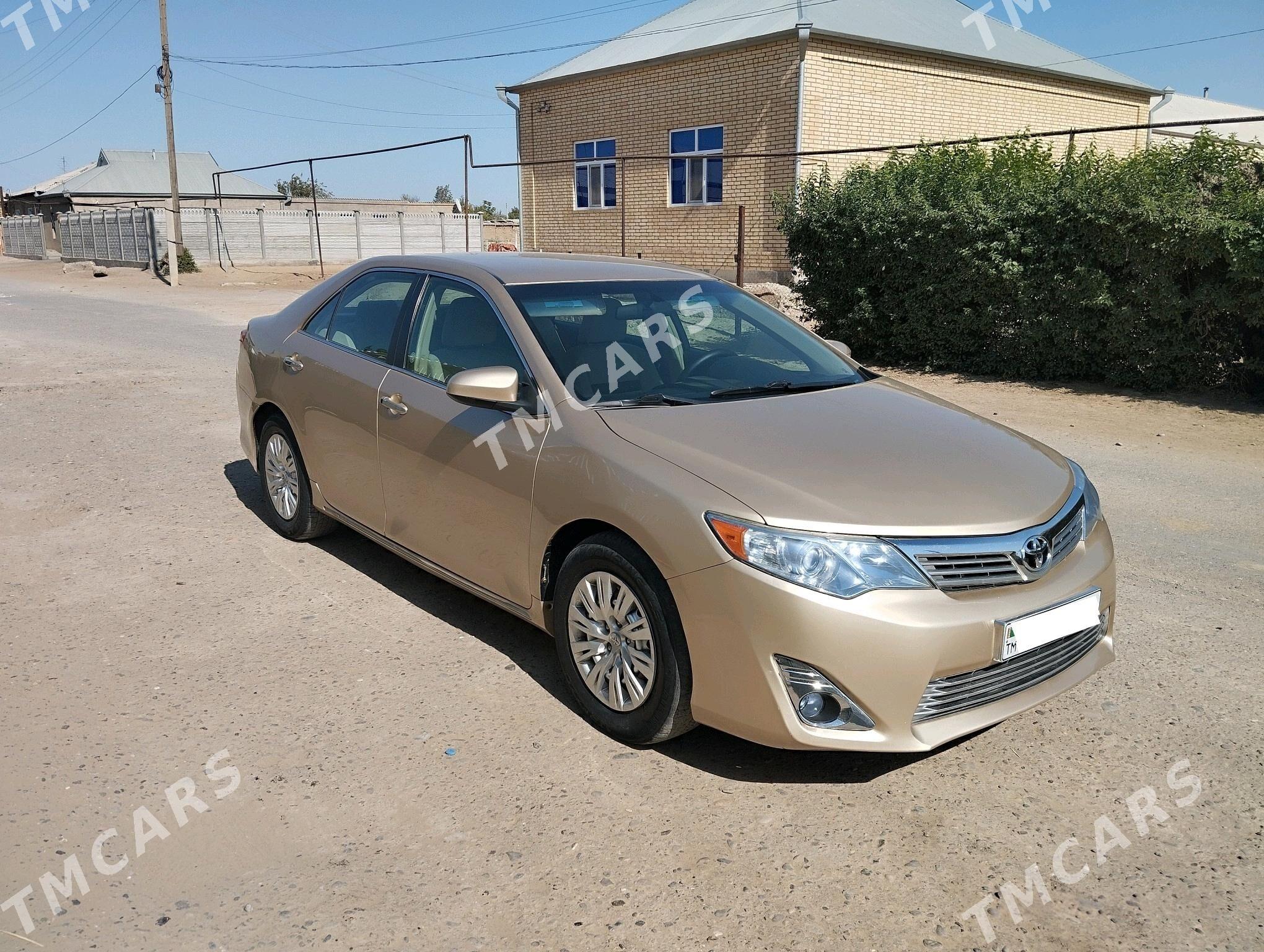 Toyota Camry 2012 - 190 000 TMT - Мары - img 5