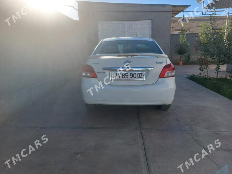 Toyota Yaris 2010 - 130 000 TMT - Губадаг - img 4
