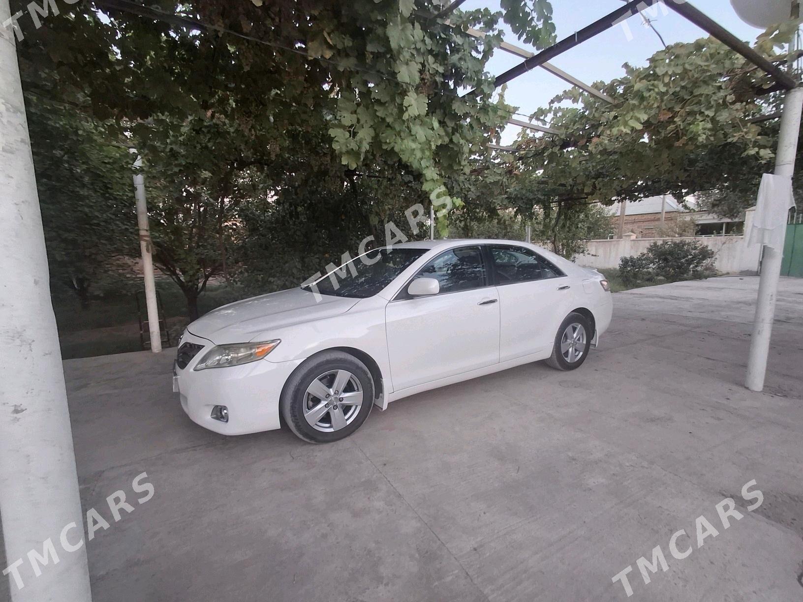 Toyota Camry 2010 - 145 000 TMT - Кака - img 5