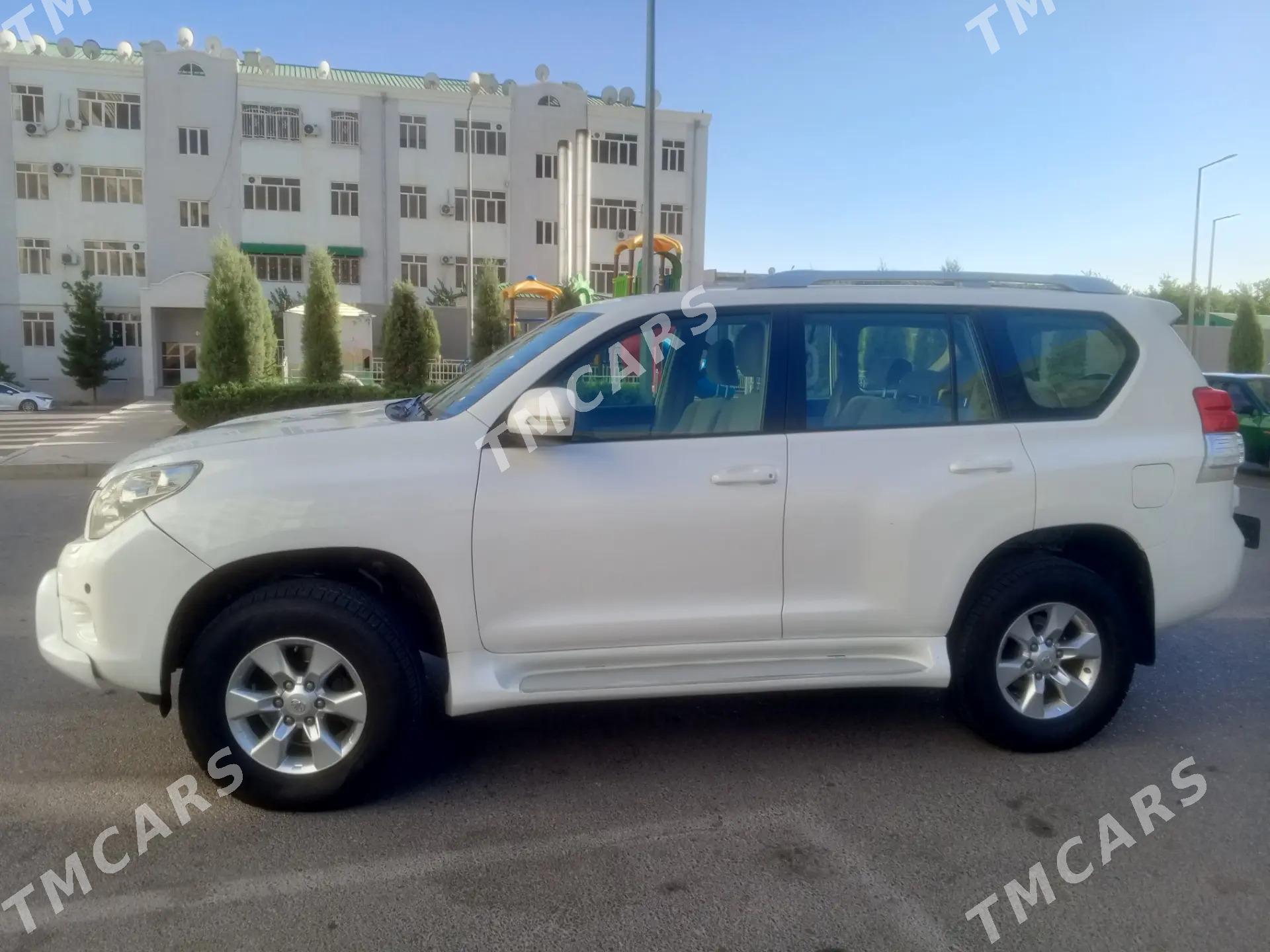 Toyota Land Cruiser Prado 2010 - 460 000 TMT - Мары - img 4