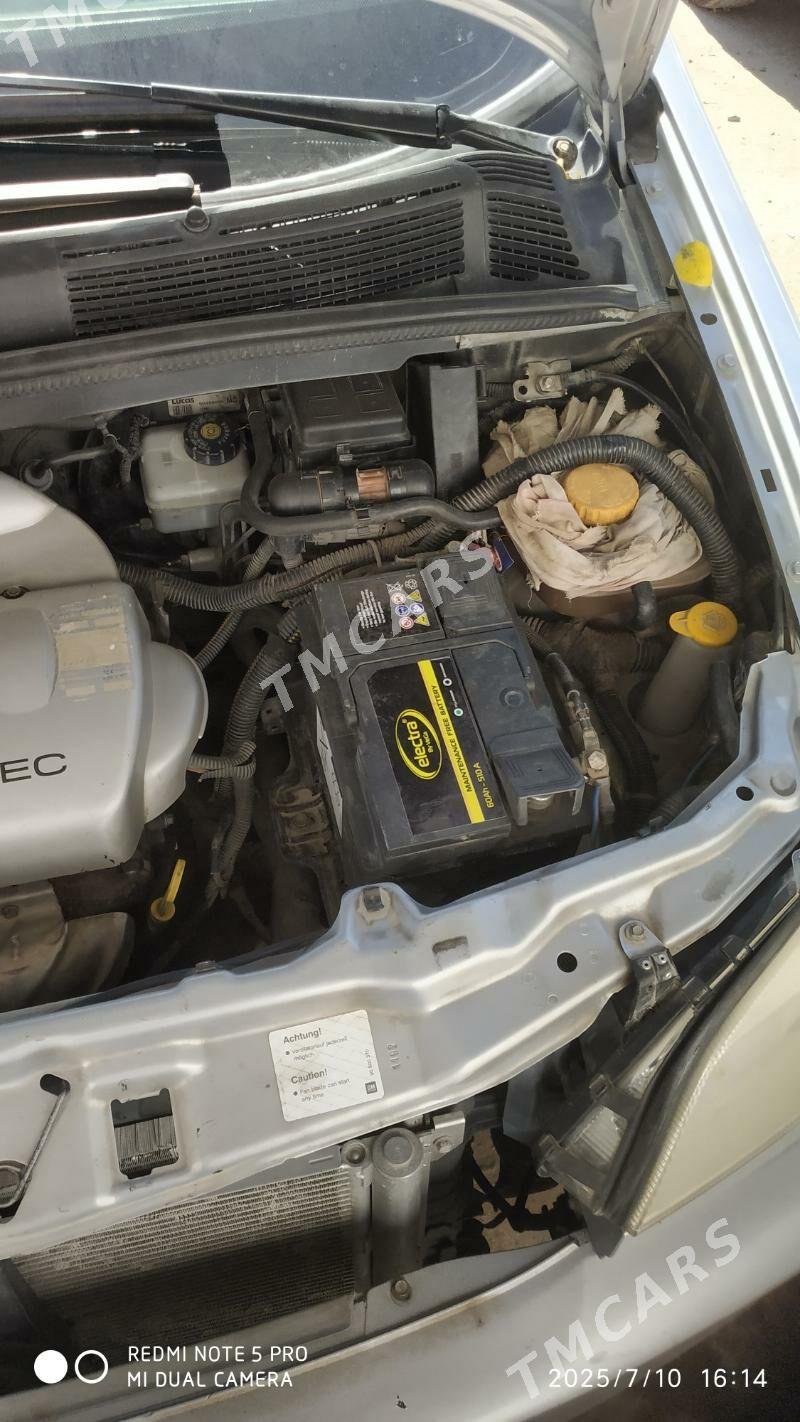 Opel Zafira 2002 - 90 000 TMT - Türkmenabat - img 4
