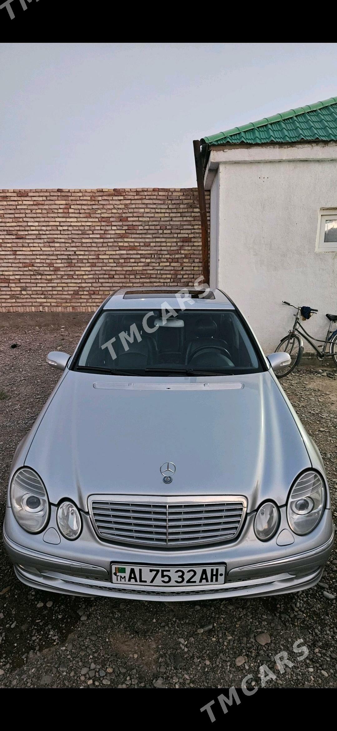Mercedes-Benz E320 2004 - 145 000 TMT - Анев - img 5
