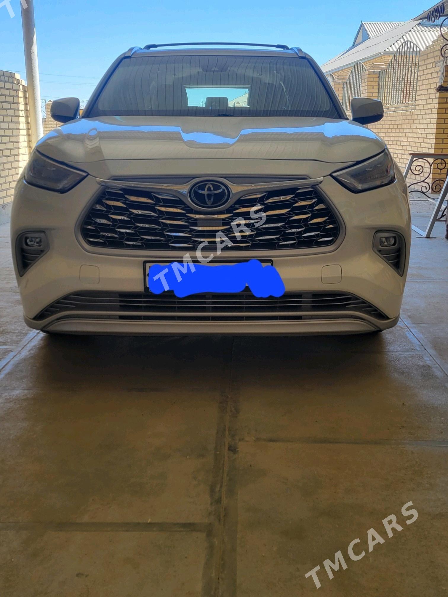 Toyota Highlander 2020 - 500 000 TMT - Sakarçäge - img 4