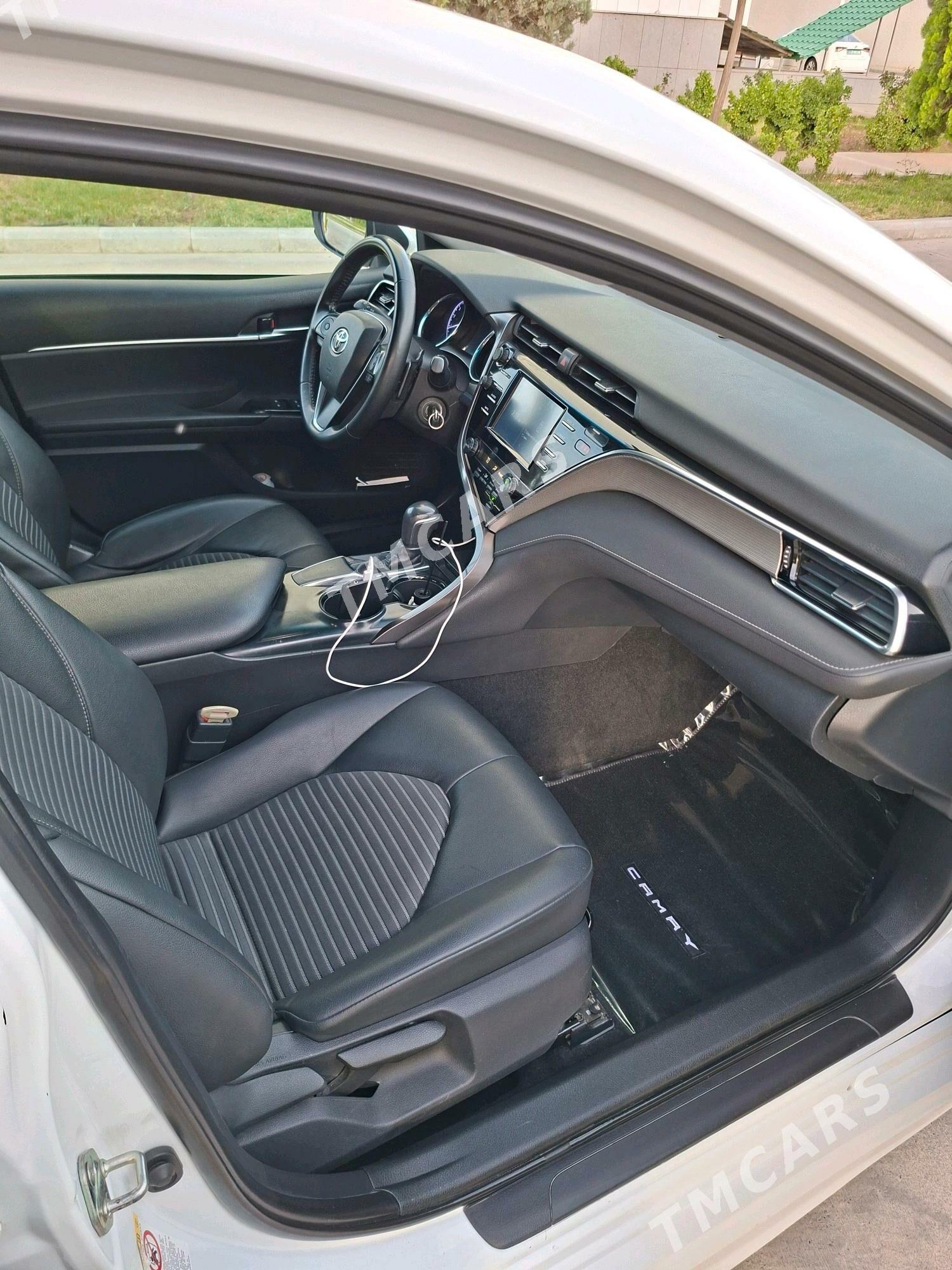 Toyota Camry 2018 - 275 000 TMT - Ашхабад - img 9