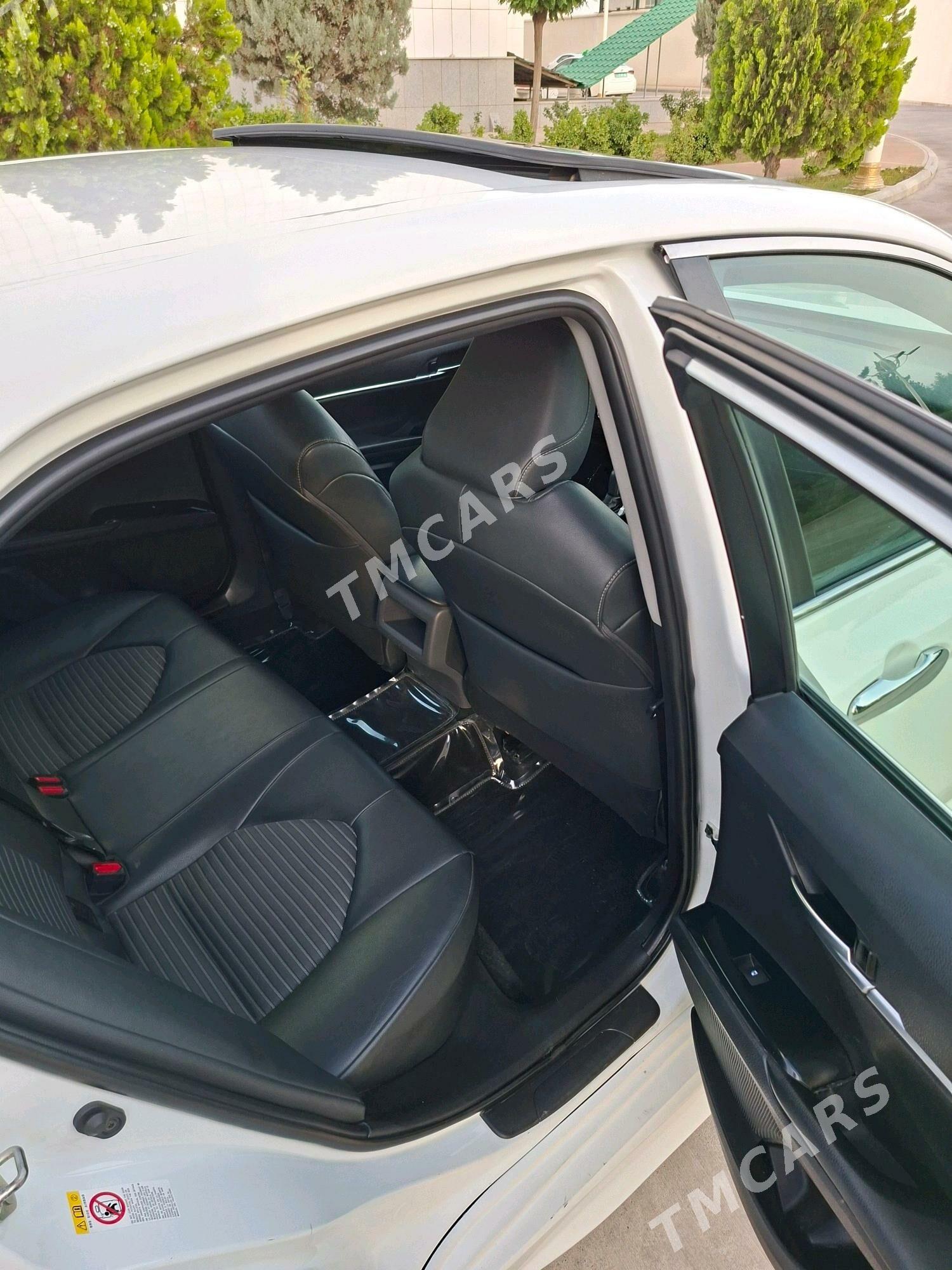 Toyota Camry 2018 - 275 000 TMT - Ашхабад - img 8