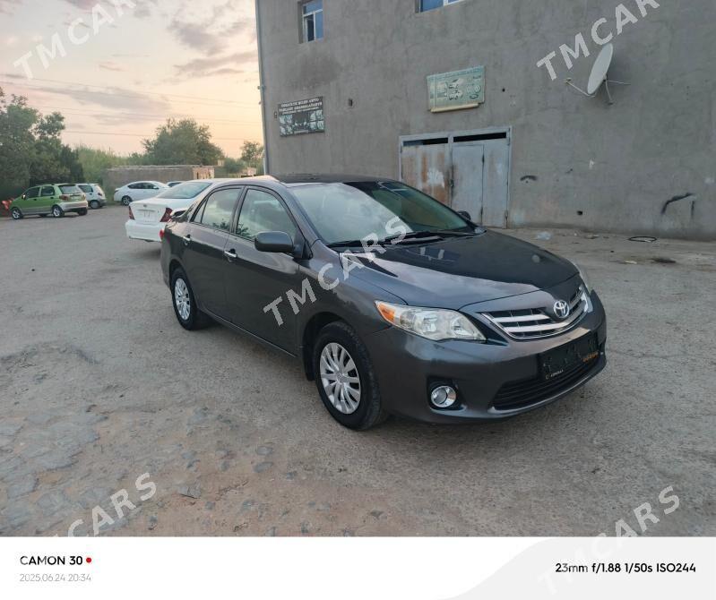 Toyota Corolla 2012 - 159 000 TMT - Дашогуз - img 4
