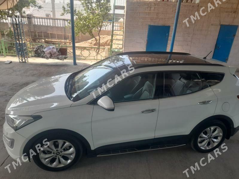 Hyundai Santa Fe 2014 - 300 000 TMT - Туркменбаши - img 4