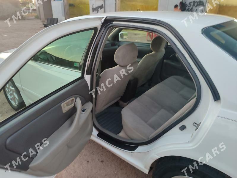 Toyota Camry 2000 - 137 000 TMT - Daşoguz - img 2