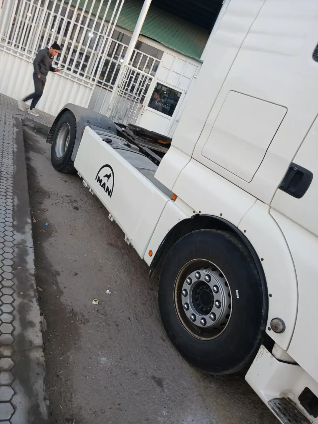 Ман сполер man spoler 5 000 TMT - Türkmenabat - img 5
