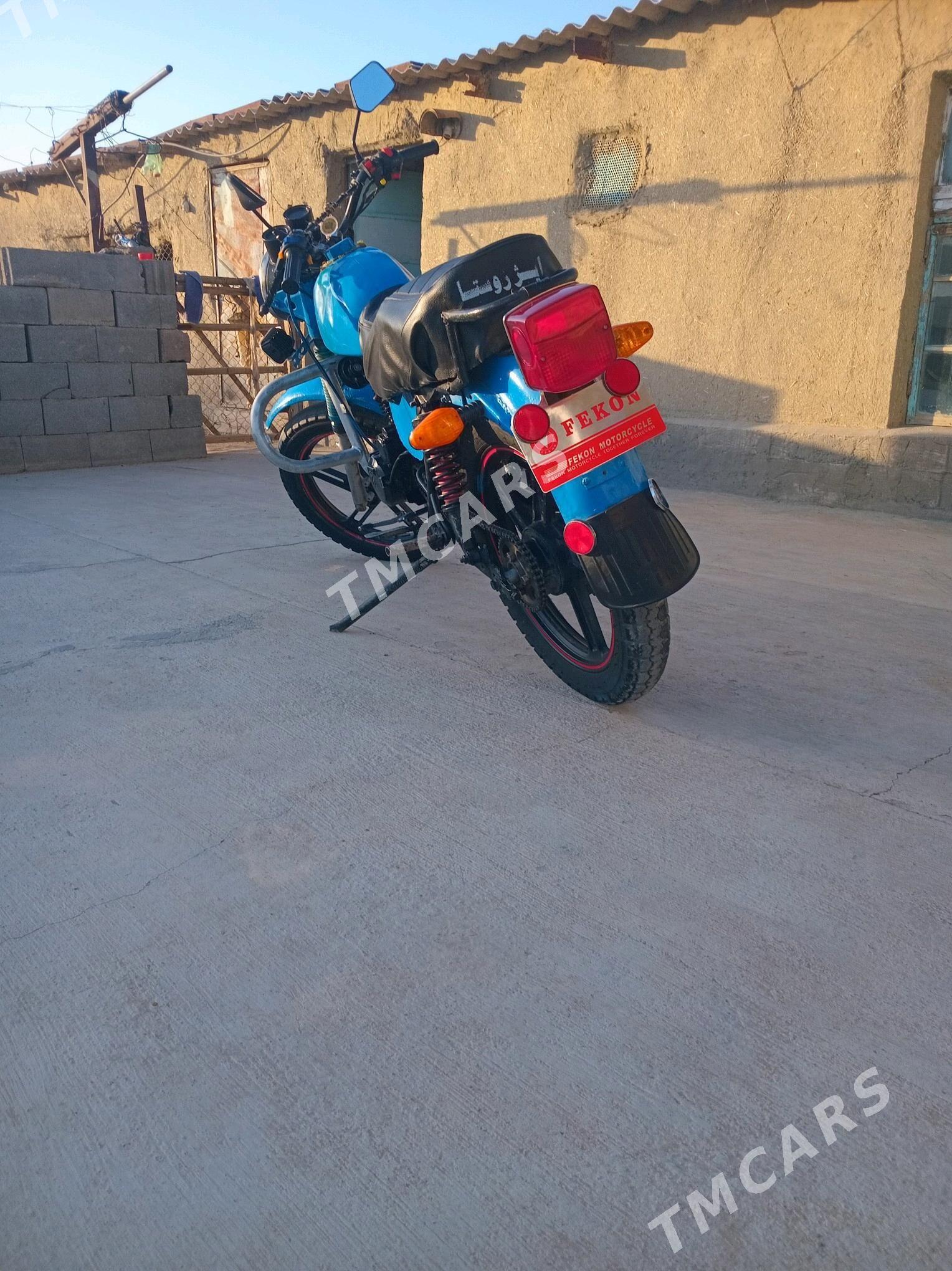 Fekon FK150-8G 2015 - 7 500 TMT - Бахарден - img 3