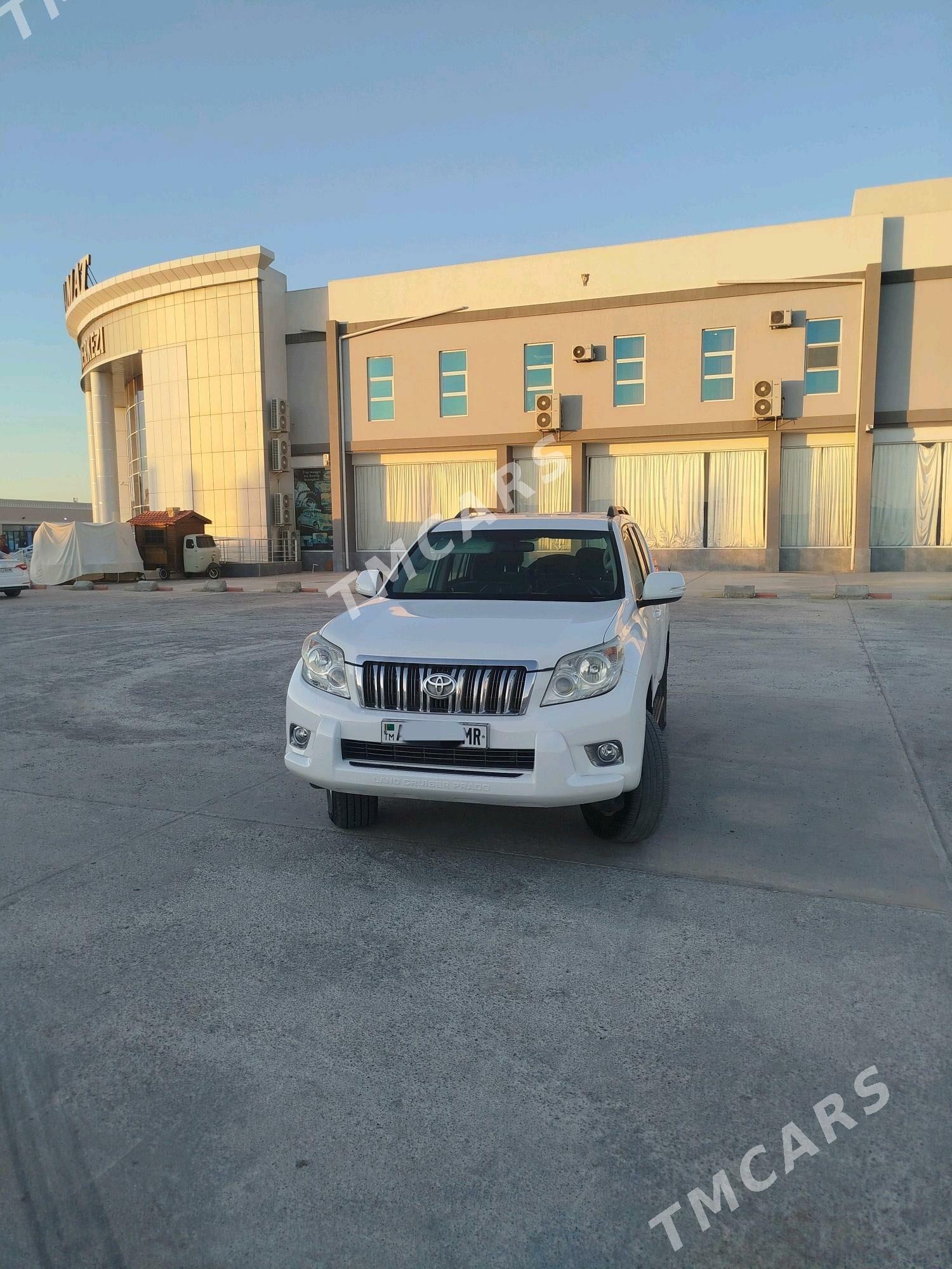 Toyota Land Cruiser Prado 2010 - 350 000 TMT - Байрамали - img 4