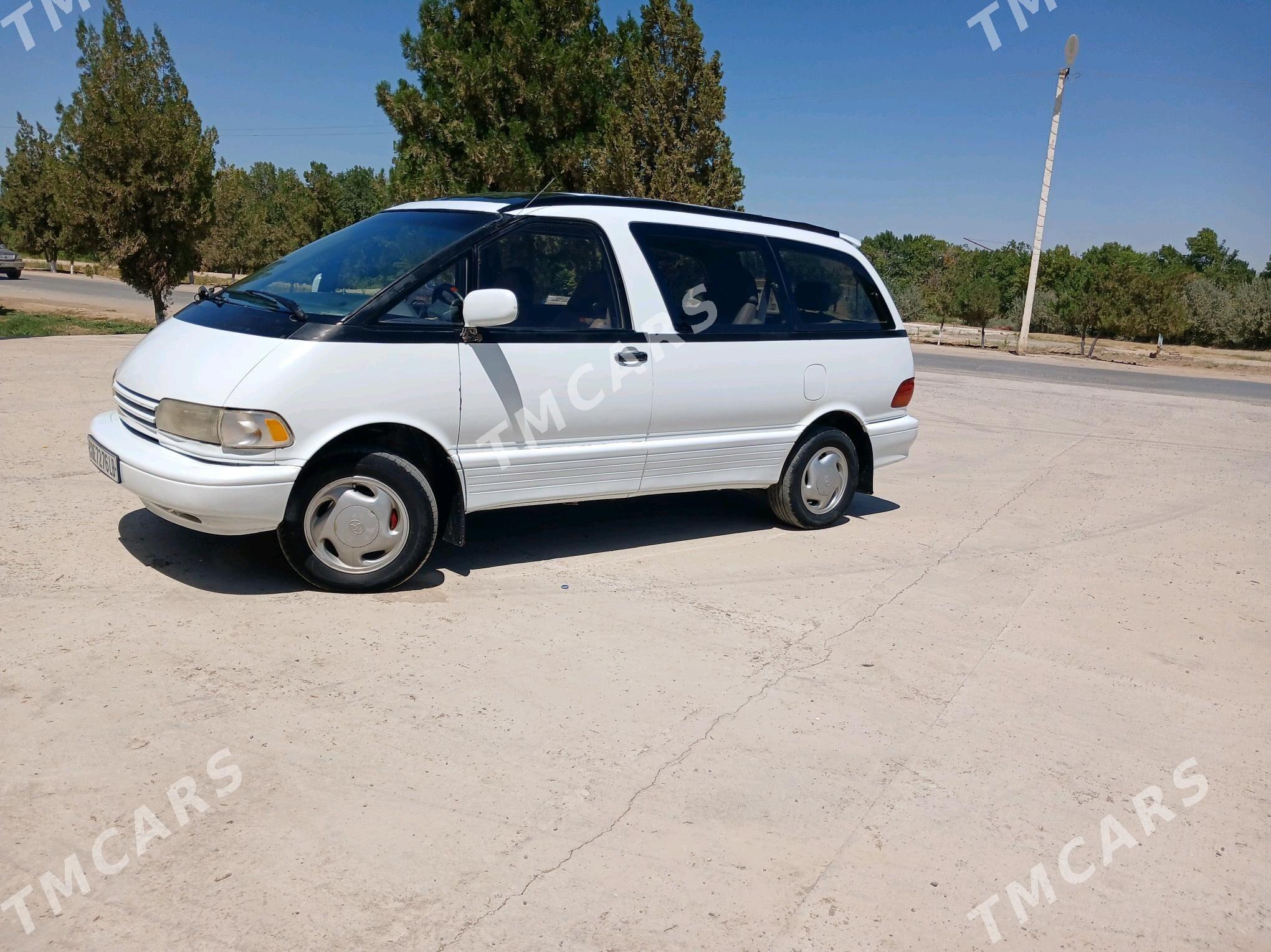 Toyota Previa 1992 - 70 000 TMT - Халач - img 4