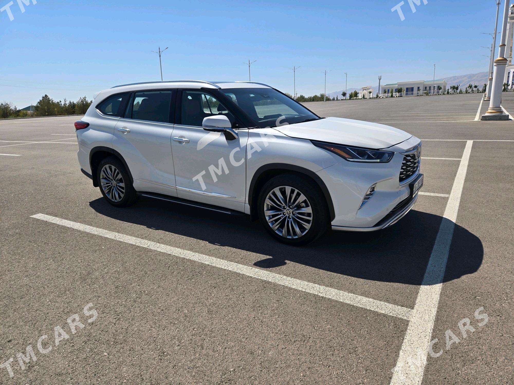 Toyota Highlander 2021 - 580 000 TMT - Ашхабад - img 2