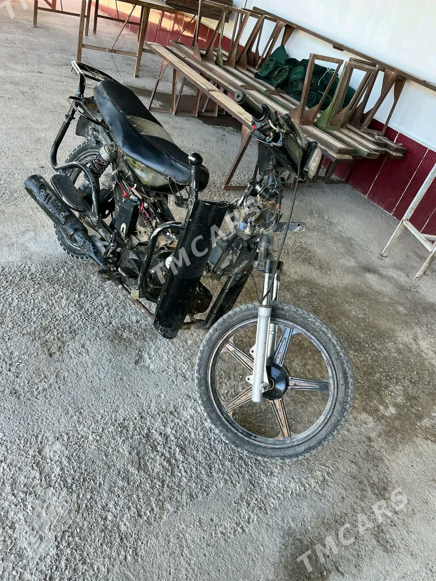Fekon FK150-8G 2015 - 6 000 TMT - Фарап - img 7