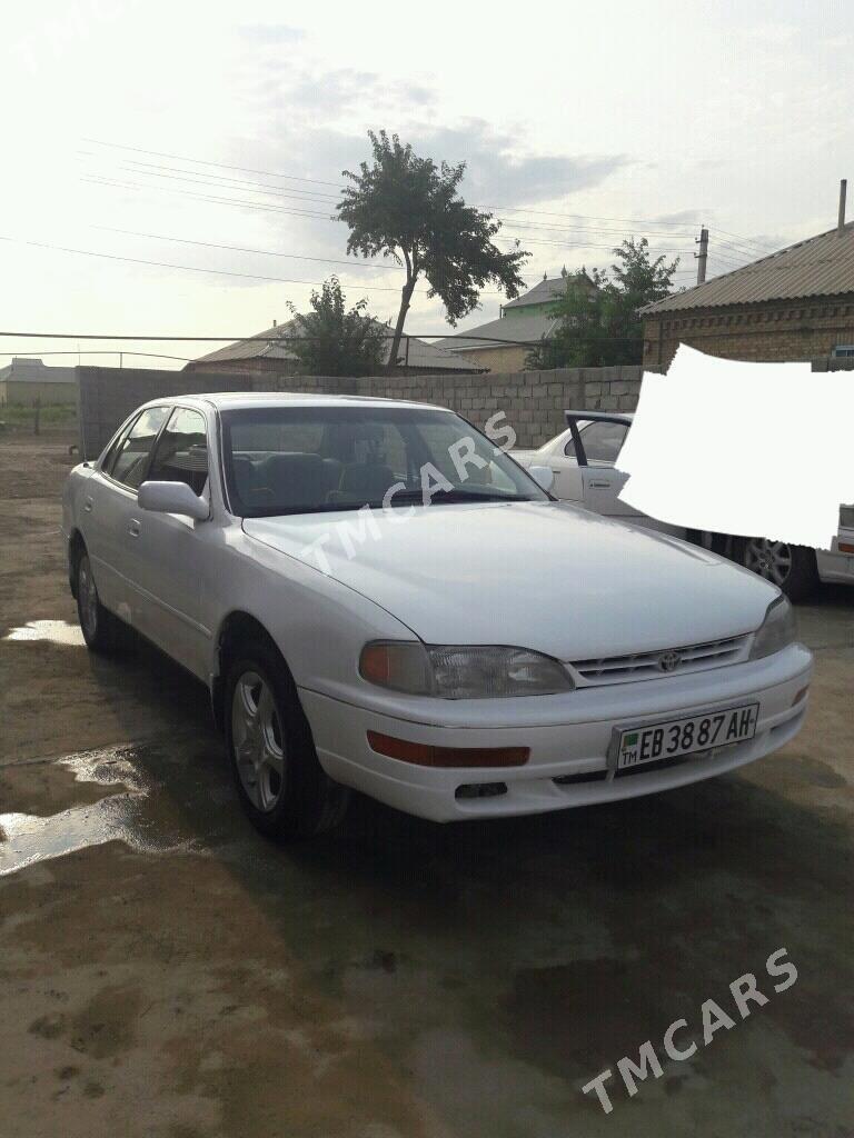 Toyota Camry 1993 - 69 000 TMT - Теджен - img 2