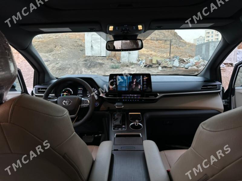 Toyota Sienna 2022 - 624 000 TMT - Türkmenbaşy - img 3