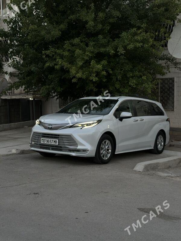 Toyota Sienna 2022 - 624 000 TMT - Türkmenbaşy - img 6
