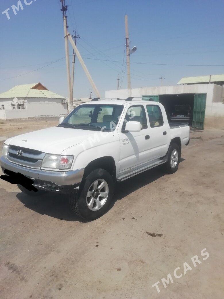 Toyota Hilux 1998 - 100 000 TMT - Балканабат - img 2