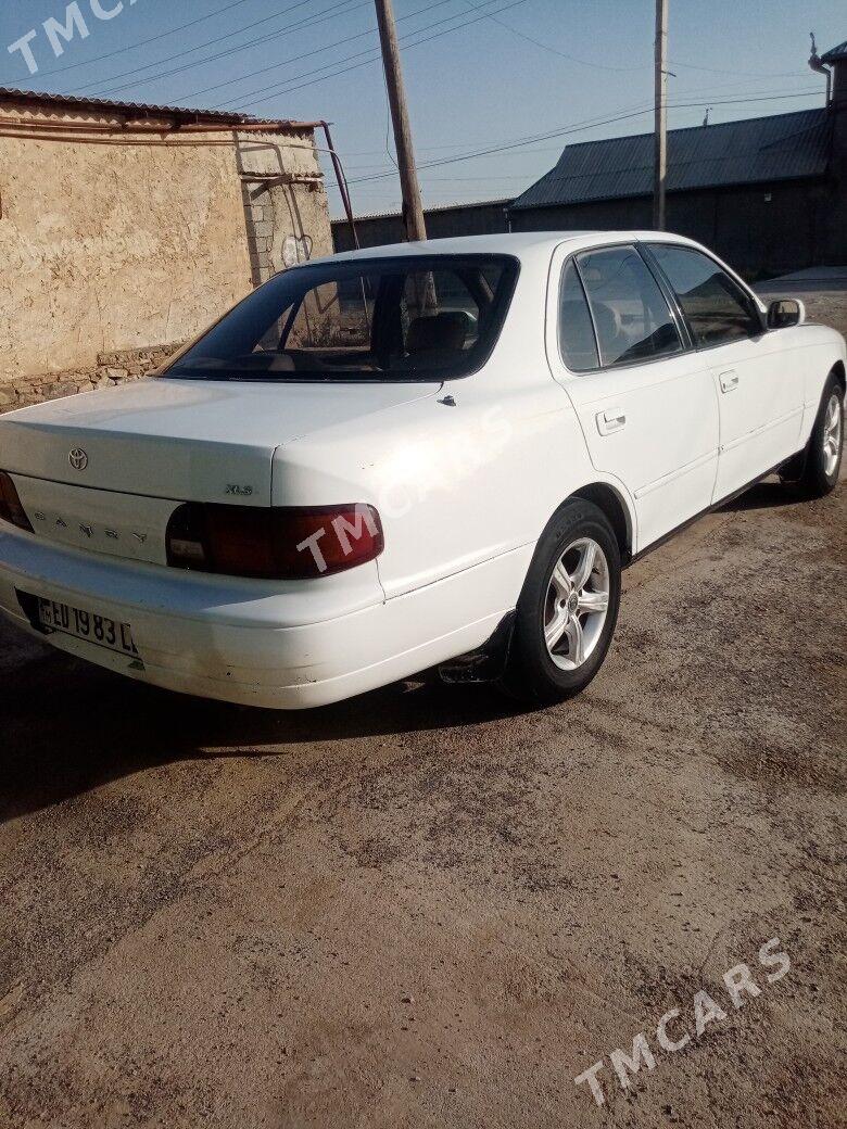 Toyota Camry 1994 - 60 000 TMT - Магданлы - img 4