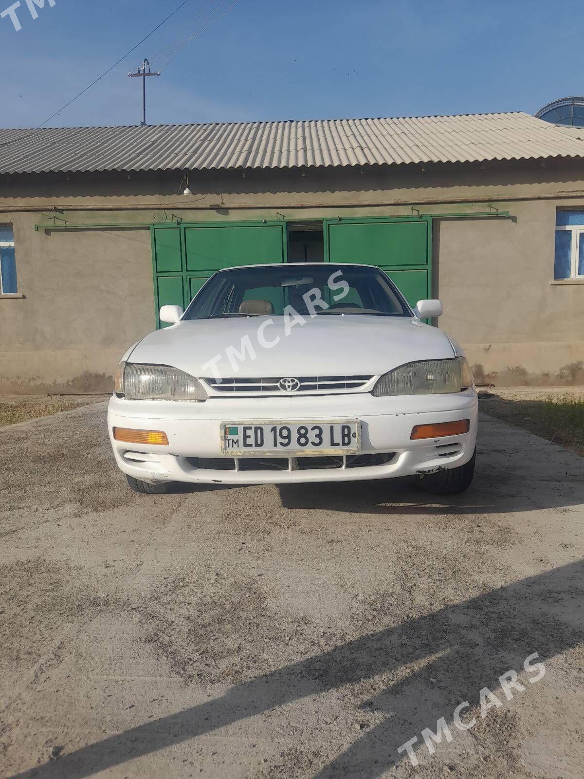 Toyota Camry 1994 - 60 000 TMT - Магданлы - img 2