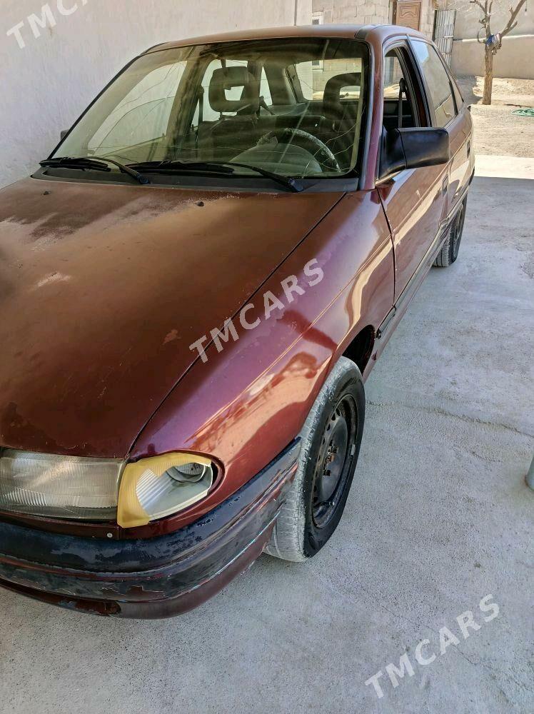 Opel Astra 1992 - 23 000 TMT - Bäherden - img 3