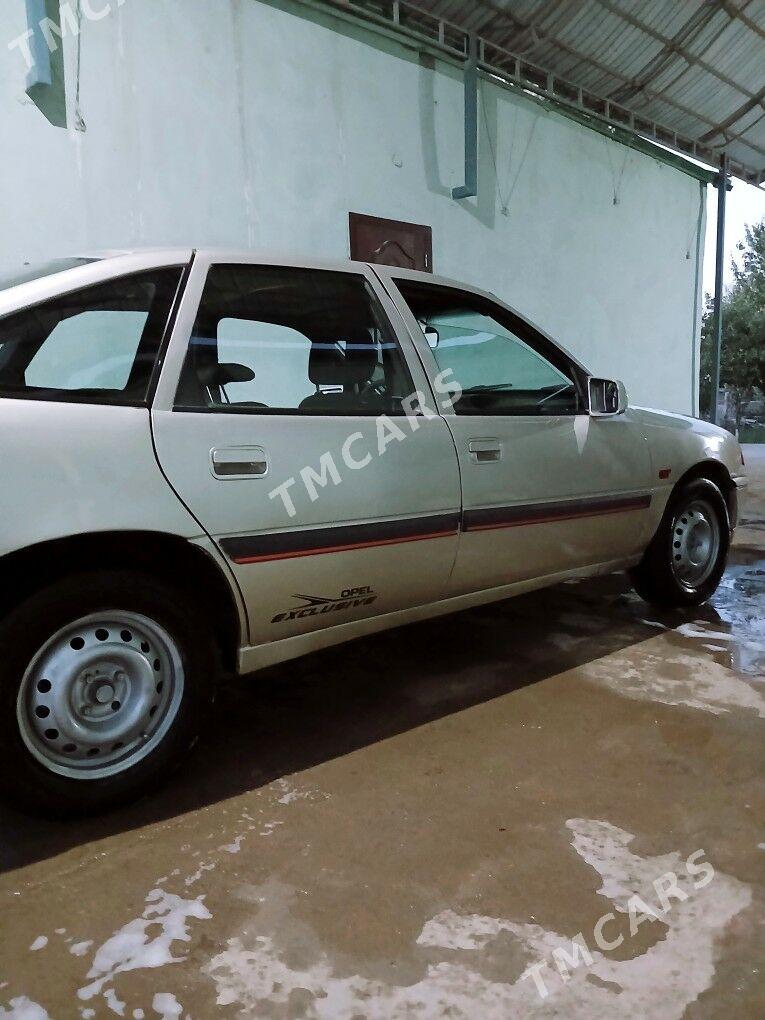 Opel Vectra 1991 - 20 000 TMT - Gubadag - img 4