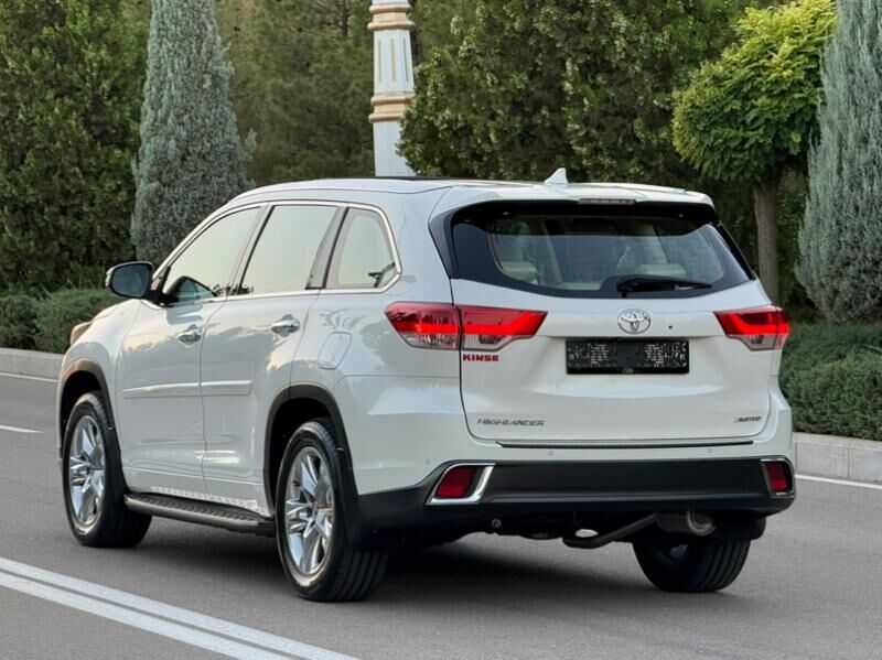 Toyota Highlander 2019 - 570 000 TMT - Ашхабад - img 3