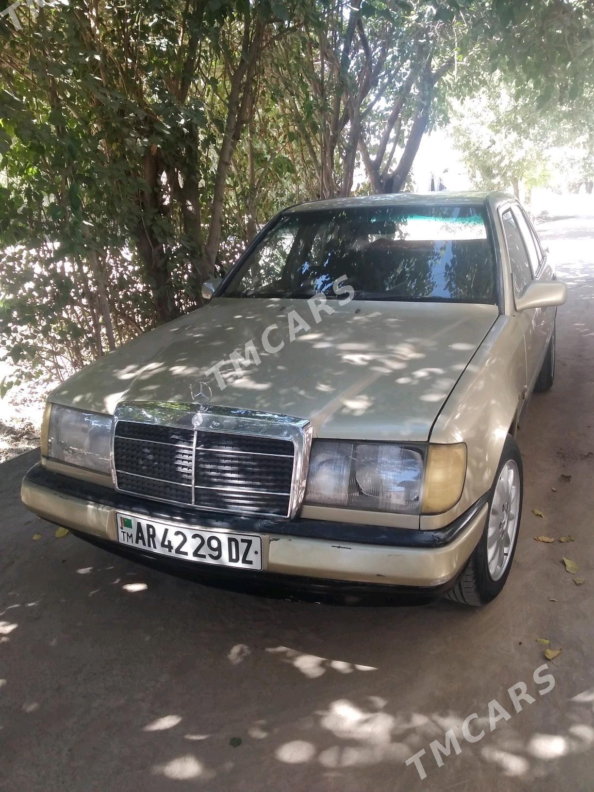 Mercedes-Benz 230E 1985 - 30 000 TMT - Boldumsaz - img 8